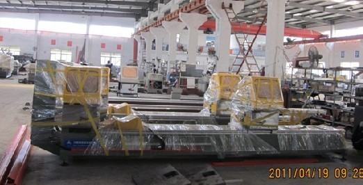 塑料型材四位焊接機(jī)