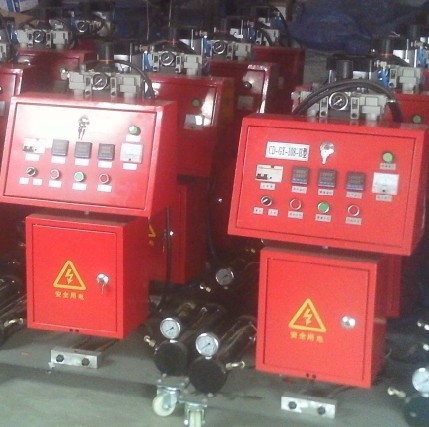 鞍山市馳達聚氨酯噴涂機|聚氨酯高壓噴涂機