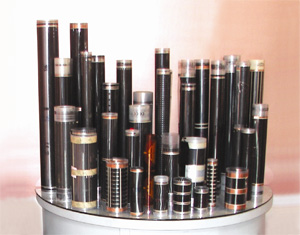 電地?zé)?>
                              
                          </a></div></td>
                          <td height=