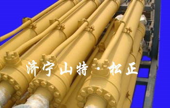 小松PC-7-8鏟斗/中桿/大臂油缸總成，渦輪增壓器