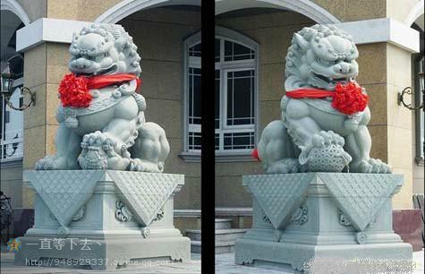 中華華美供應(yīng)石獅子，漢白玉獻(xiàn)錢獅，電信門獅