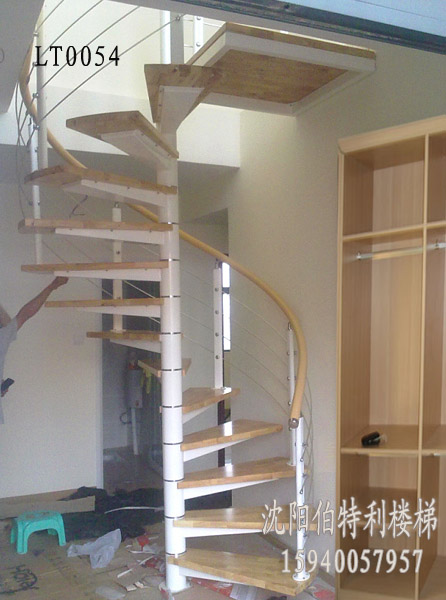 沈陽(yáng)現(xiàn)代鋼木樓梯