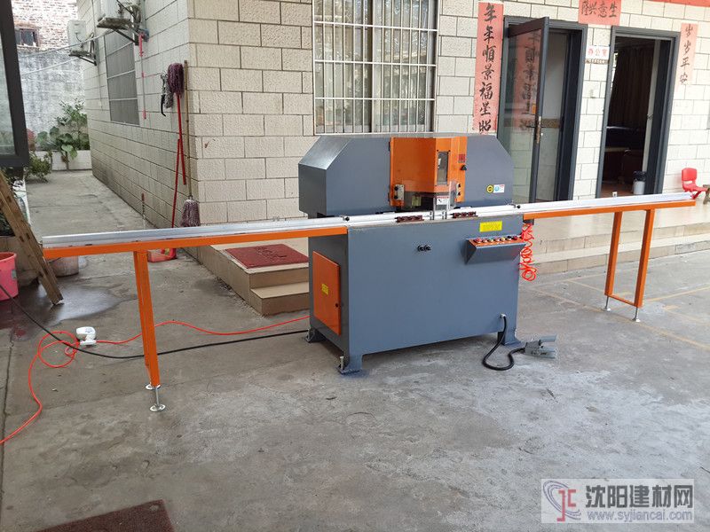 廠家生產(chǎn)雙頭鋸切割機工具直銷