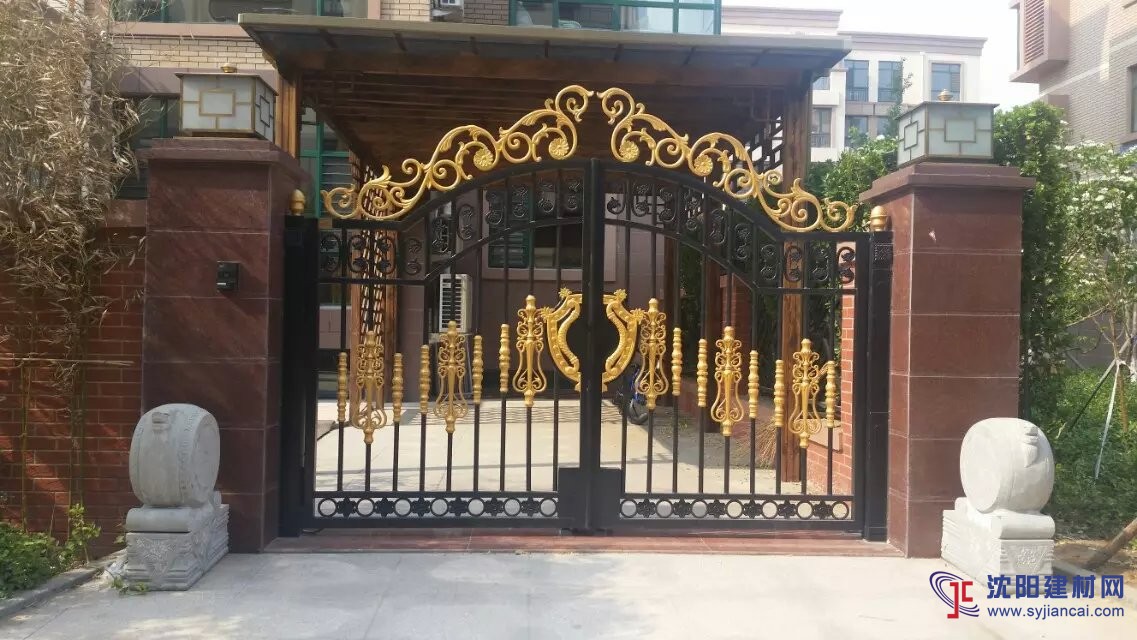 興城鋁藝大門(mén)