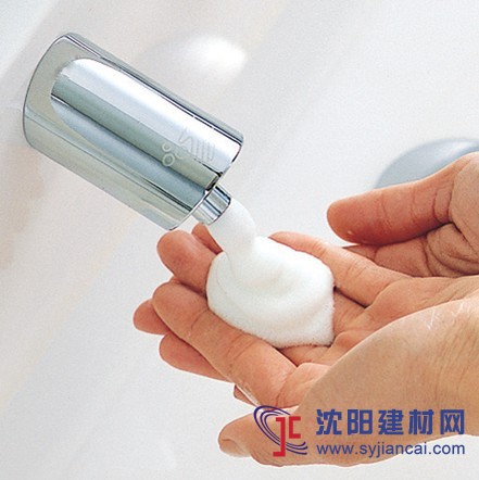 水龍頭式自動感應(yīng)泡沫皂液器