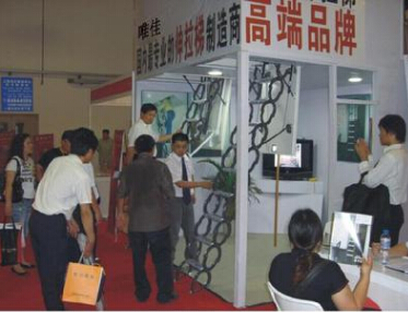 沈陽閣樓伸縮樓梯價(jià)格，電動(dòng)閣樓伸縮樓梯廠家