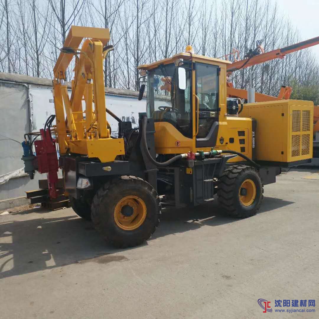 液壓公路護欄打樁機現(xiàn)貨 廠家直銷高速公路護欄打孔機