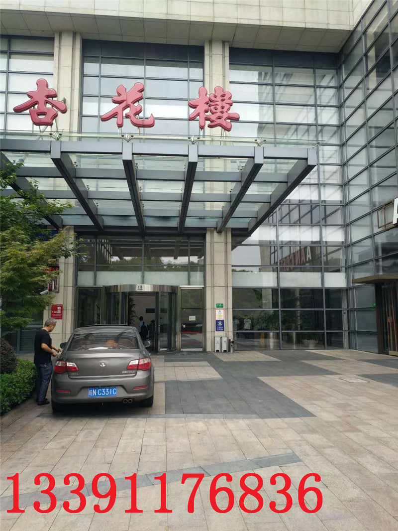 上海自動旋轉(zhuǎn)門，上海電動旋轉(zhuǎn)門，上海旋轉(zhuǎn)門維修