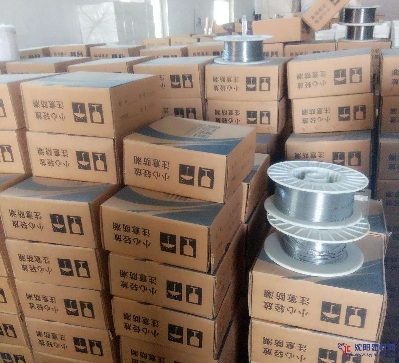 DG7破碎機(jī)耐磨藥芯焊絲