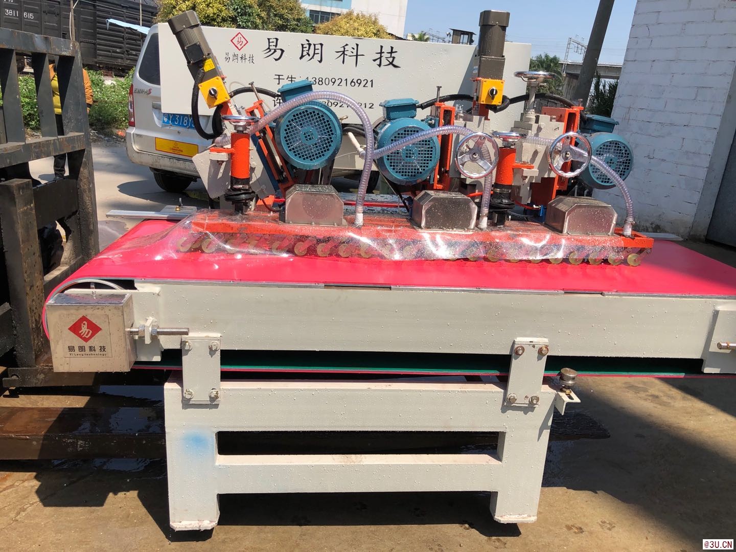 全自動數(shù)控前后刀瓷磚切割機(jī)