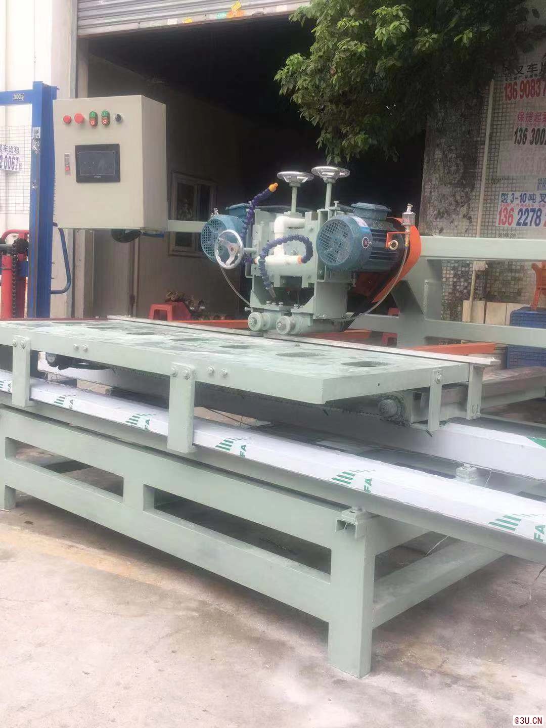 小型數(shù)控多功能瓷磚手動(dòng)切割機(jī)